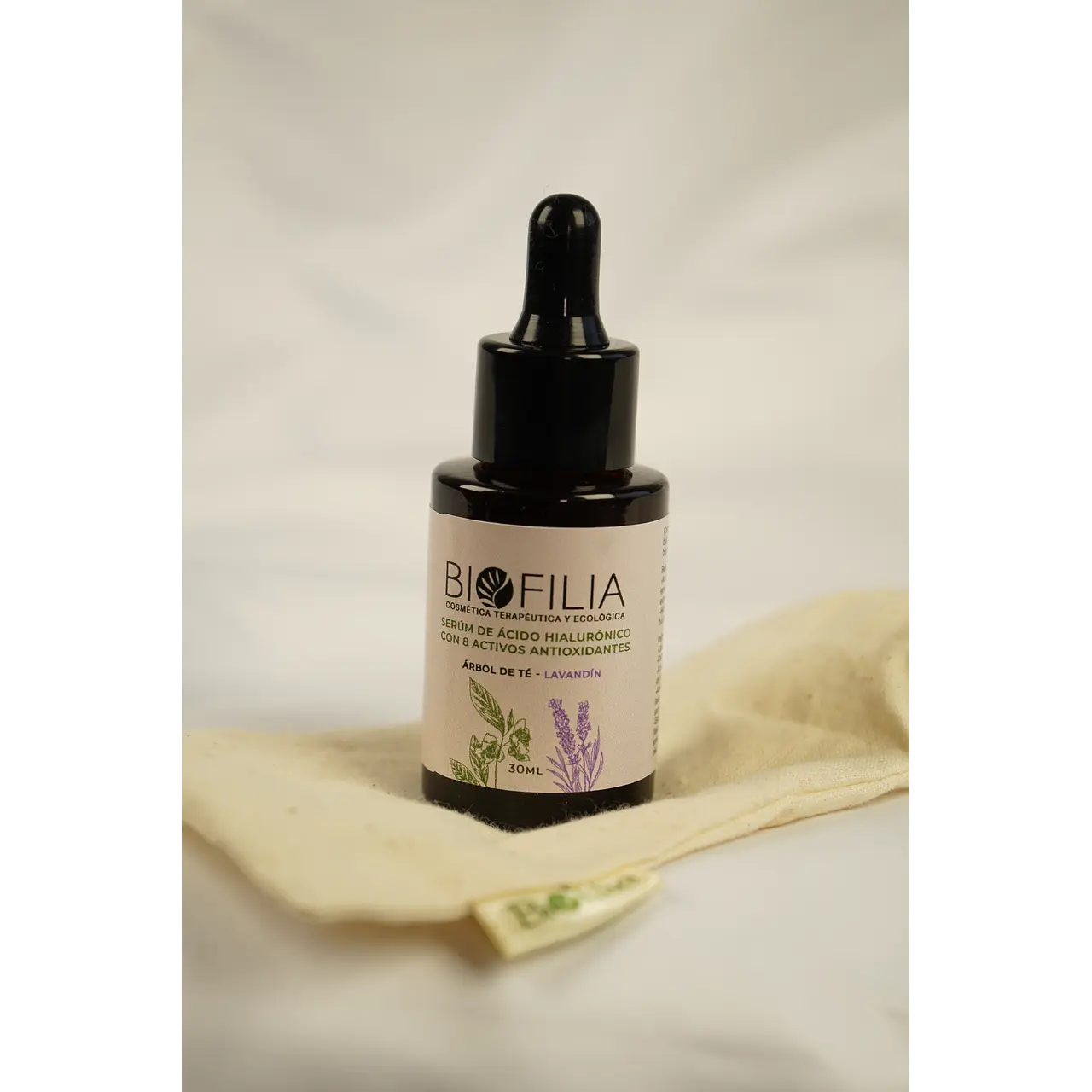 SÉRUM ÁCIDO HIALURÓNICO ÁRBOL DE TÉ BIOFILIA 30 ML